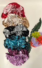 Load image into Gallery viewer, Silky Soft Bonnets
