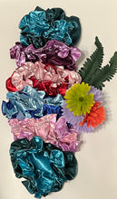 Load image into Gallery viewer, Silky Soft Bonnets
