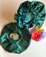 Load image into Gallery viewer, Silky Soft Bonnets
